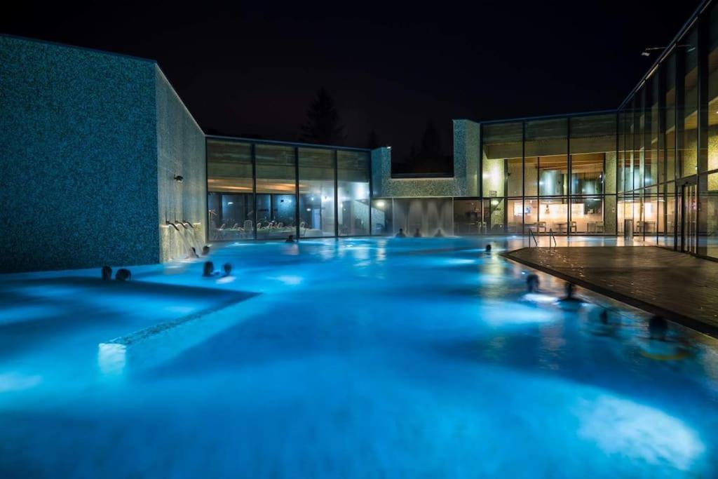 Appartement Spacieux Au Centre De La Gruyere Broc Eksteriør billede